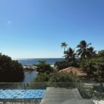 Eréndira Ibarra Instagram - Días de sol, apapachos, familia y nuestro nuevo lugar favorito @theviewsresort 🌊🤍🫂✨