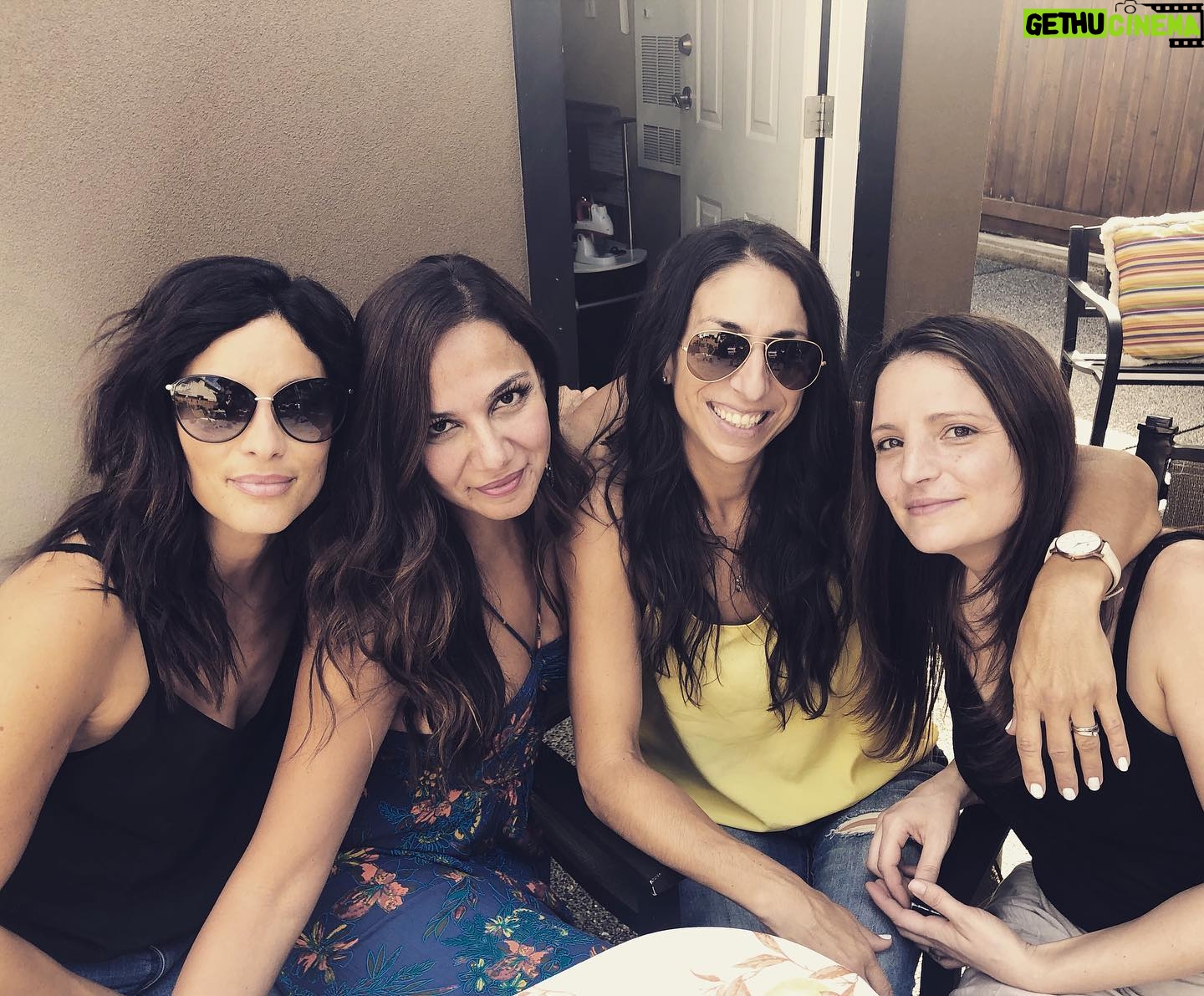 Erica Cerra - 2.2K Likes - Thank you for being in my life ladies. I love you all very much.
#family
#sisters
#friendship