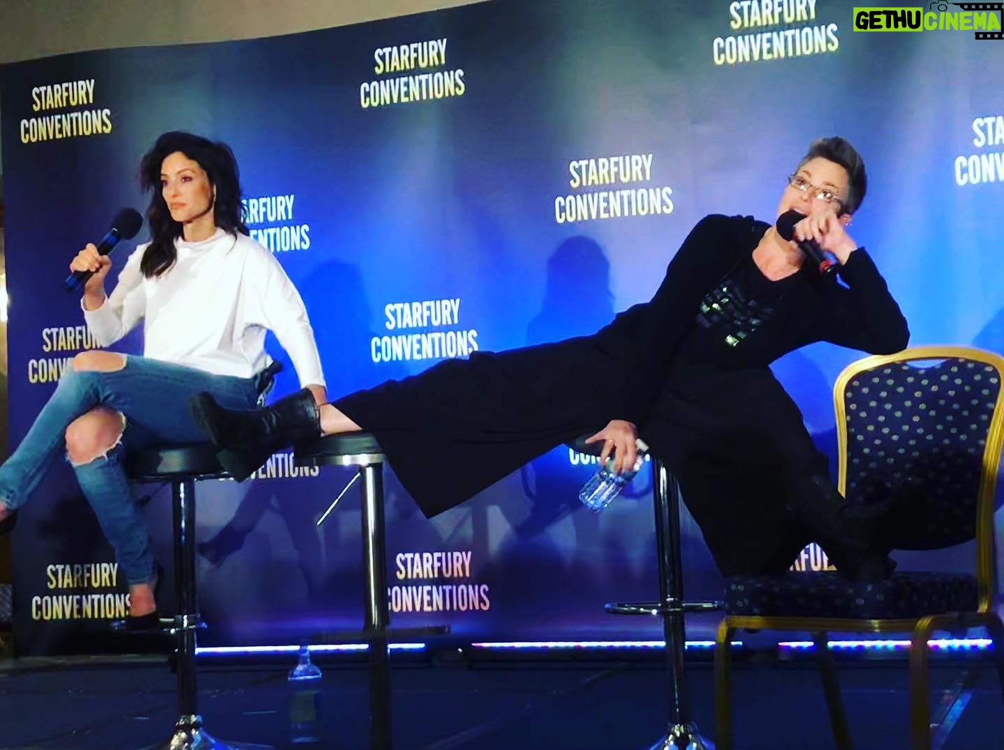 Erica Cerra - 1.7K Likes - Thank you @starfuryevents for such a great #supernatural convention- I feel like this photo somehow sums up the weekend!! Also @kimrhodes4reals is one of my new favourite people !! 😘 hope you all had as much fun as I did!
