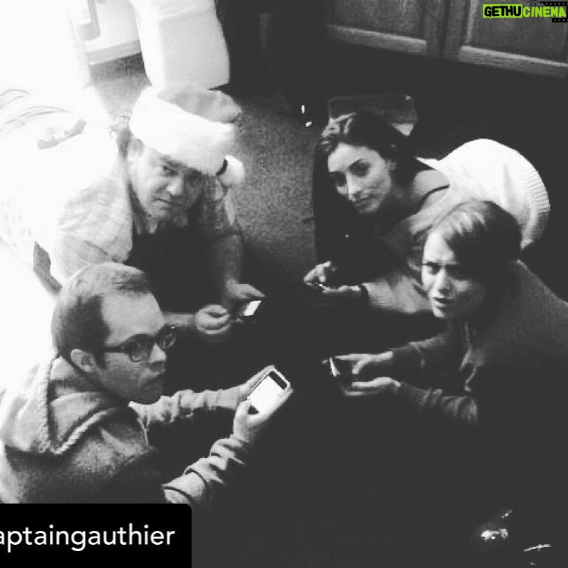 Erica Cerra - 1.7K Likes - Back to a simpler time. @captaingauthier @jordandanger @neilgrayston xo 😘
#cast
#friendship
#eureka