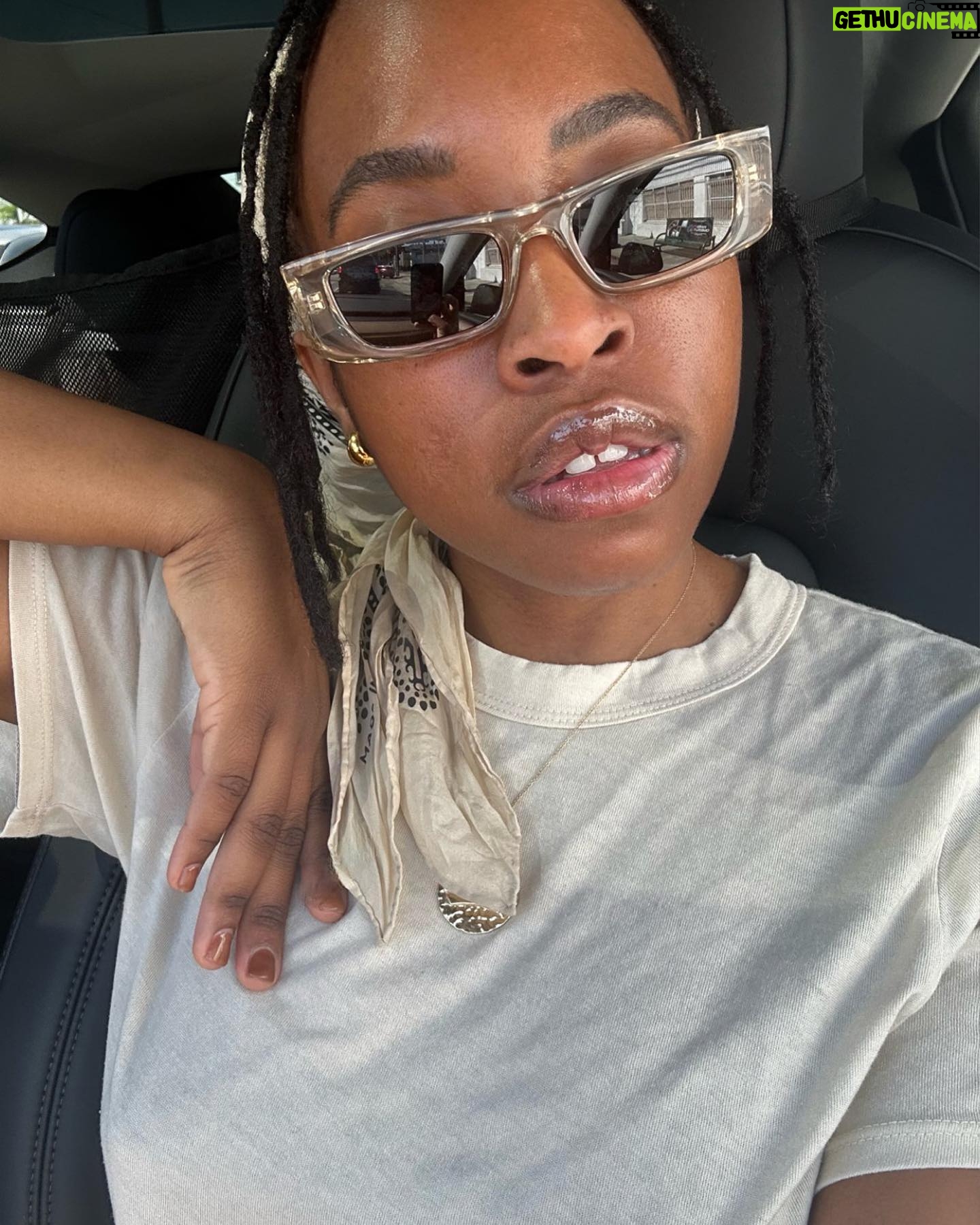 Erica Chidi Cohen - 1.1K Likes - 96 days—yep, that's how long it took for my period to show up. my longest cycle ever. so long, in fact, i joined the amenorrhea club—aka no period for three months or more. it vanished despite my routine: weekly acupuncture, regular exercise, decent sleep hygiene, and continued ghosting even after folding in chinese herbs, vitex, abdominal massage, lymphatic stimulation, and aromatherapy.
i even did a full work-up to rule out pcos.
but when i started bleeding last week, one thing became glaringly obvious: stress. stress can literally halt your period. and this year's been a stress bucket—running a startup, family of origin struggles i'm only a year out from my myomectomy. so, i guess it’s not surprising my period took a hiatus. but now she's back—and i'm finally softening. 🩸🧎🏾♀️