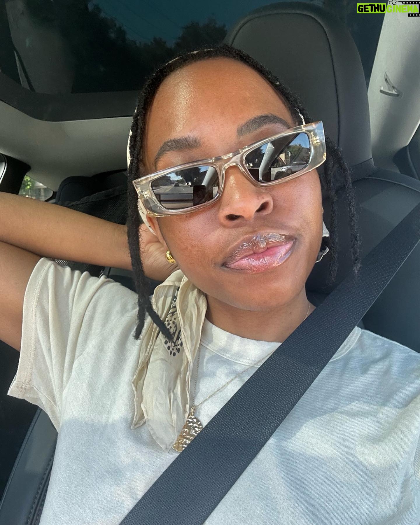 Erica Chidi Cohen - 1.1K Likes - 96 days—yep, that's how long it took for my period to show up. my longest cycle ever. so long, in fact, i joined the amenorrhea club—aka no period for three months or more. it vanished despite my routine: weekly acupuncture, regular exercise, decent sleep hygiene, and continued ghosting even after folding in chinese herbs, vitex, abdominal massage, lymphatic stimulation, and aromatherapy.
i even did a full work-up to rule out pcos.
but when i started bleeding last week, one thing became glaringly obvious: stress. stress can literally halt your period. and this year's been a stress bucket—running a startup, family of origin struggles i'm only a year out from my myomectomy. so, i guess it’s not surprising my period took a hiatus. but now she's back—and i'm finally softening. 🩸🧎🏾♀️