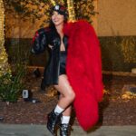 Erica Pinkett Instagram - Happy Holidays beautiful people 🎊🥳🫶🏽❤️ 📸: @jeffgetcash