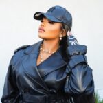Erica Pinkett Instagram - Like caviar and champagne, baby you have to have good taste to enjoy this 🥂👑😎 📸: @jeffgetcash MUA: @ohkeliyah Earrings/necklace/shoes/gloves: @chanelofficial Jacket: @zara Hat: @culturekings