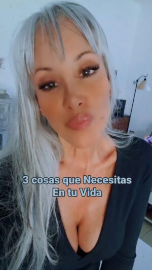 Erika de Sautu Riestra Instagram - LO QUE NECESITAMOS EN LA VIDA. 
Qué hacen Vecinos ?
#reels #reflexiones #lifestyle #actrizargentina