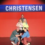 Erika Christensen Instagram - Tonight’s the night! Please enjoy the ridiculousness of @familyfeudabc 😆 8/7c on @abcnetwork Team Christensen vs. @kalpenn’s “Penn Station” 💪🏼 💪🏼 🧠