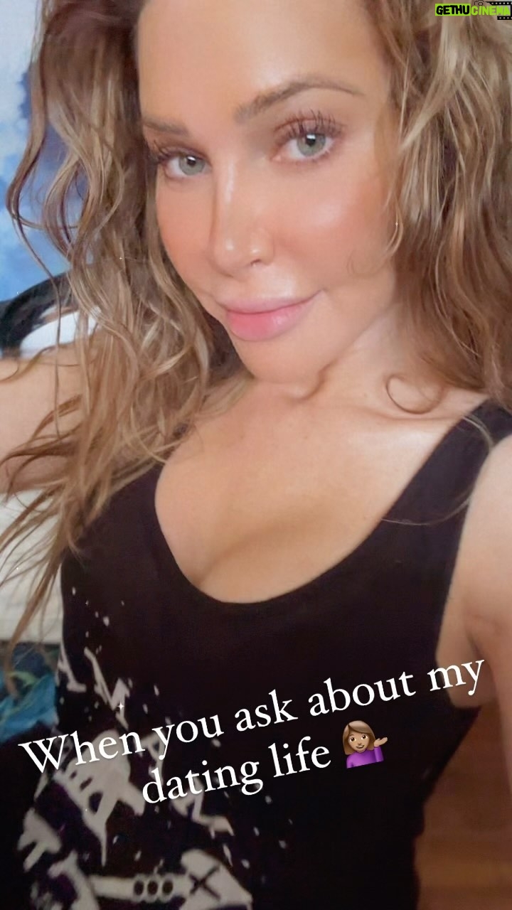 Erika Jordan Instagram - I had a little cry.. #Dating #lgbt