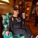 Erika Jordan Instagram - Chilling at Mickey’s house.. What is your favorite thing to do at Disneyland? #disneyland #disneyhalloween #disney #favorite