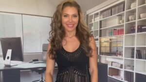 Erika Jordan Instagram - Every relationship has rules. Do you know what the rules are in your relationship? #RelationshipCoach #LoveCoach #DatingCoach #Relationships #rules #RelationshipRules