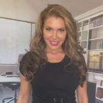 Erika Jordan Instagram - Want to have a threesome but don’t know how to make it happen?! I got you covered with the Top 3 Best Places For Threesomes! #threesome #menageatrois #3some #LoveCoach #DatingCoach #MFT #RelationshipCoach #BestApps #BestWebsites