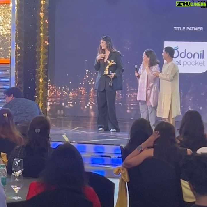 Erika Packard Instagram - Thank you for making my hardwork and craziness feel appreciated ! @iwmbuzz for thiis award Rising Viral sensation Female ๐. To all my followes ! Who are as crazy and real like me ๐And for making all the characters i play feel soo alive . Shout out for loving Russell sooo much! Onwards and upwards ๐ฏ @onedigitalentertainment for managing my recent life๐