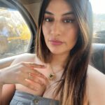 Erika Packard Instagram - Isko golden hour kehtey hai na ☀️