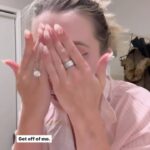 Erin Barnett Instagram - Count how many times I say the word “drunk” 🥴😬 #washyourface #cleanseyoursoul #drunktimes #worthit #lol