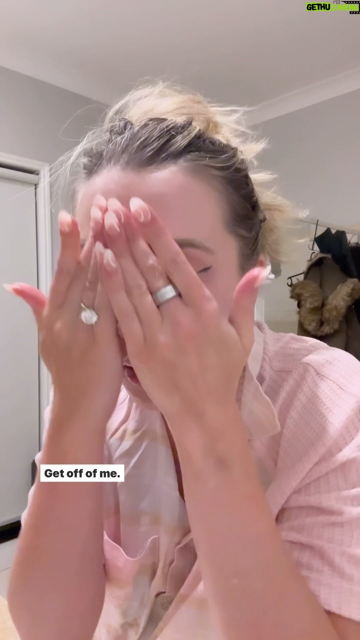 Erin Barnett - 3 Likes - Count how many times I say the word “drunk” 🥴😬 #washyourface #cleanseyoursoul #drunktimes #worthit #lol
