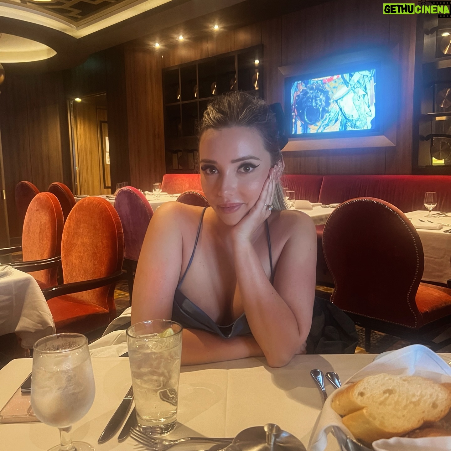 Erin Barnett - 3 Likes - I can’t think of a caption 💞 #royalcaribbeancruise #engagmentmoon #spoiled