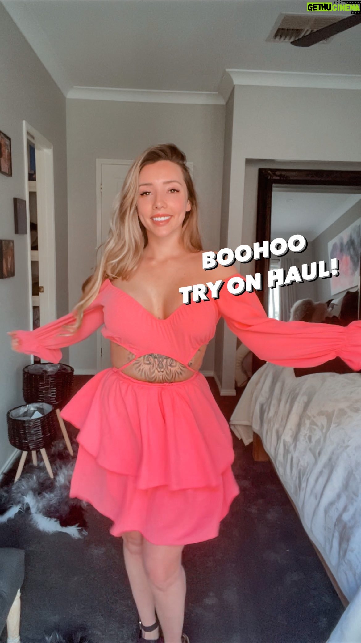 Erin Barnett - 720 Likes - Hair flick level: PRO 💅🏼💜😅 quick little try on haul. (Not sponsored) The last outfit is my FAVOURITE 💖💖
#tryonhaul #notsponsored #fashion #prettyinpink #girly #hairflick