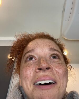 Erin Kellyman Instagram - WILLOW! Ep 3 🤎 

This ep gave us a lotta highs and a lotta lows. Enjoy this dump of emotions 😌