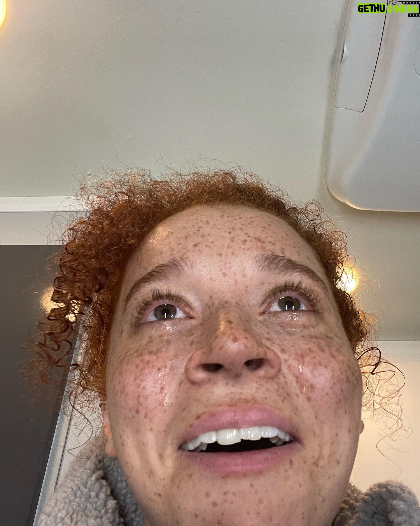 Erin Kellyman - 25.6K Likes - WILLOW! Ep 3 🤎
This ep gave us a lotta highs and a lotta lows. Enjoy this dump of emotions 😌
