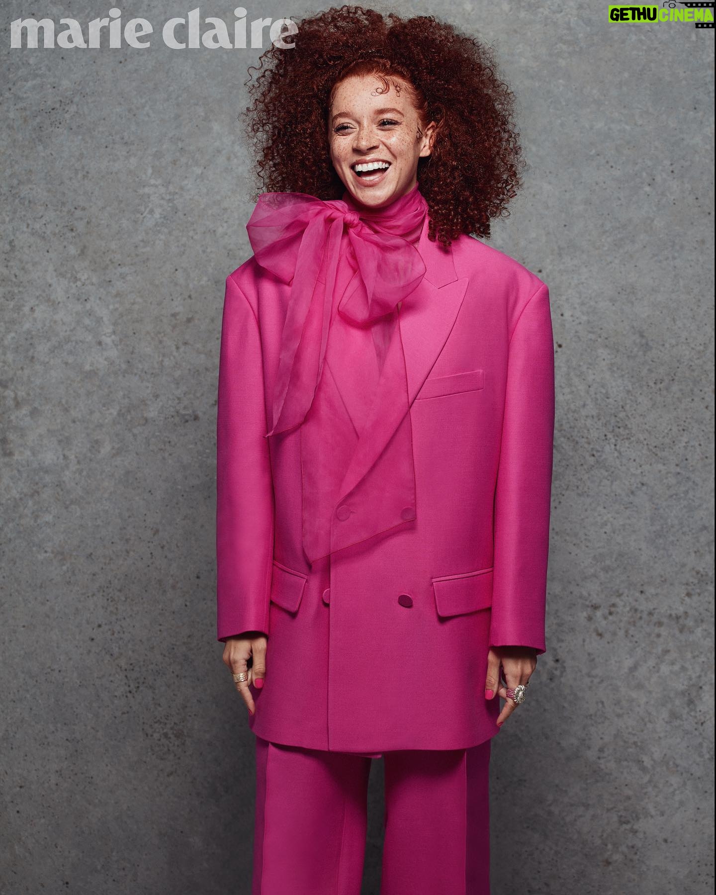 Erin Kellyman - 34.9K Likes - Massive thank you to @marieclaireuk for having me be apart of this incredible feature! ‘Women in fantasy’ shot by the wonderful @kylegalvin_
Styled by: @sarahroseharrison
Hair: @nicola_harrowell
Make up: @carollopezreid