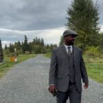 Erin Krakow Instagram - #SPS - Son (of a) Preacher Saunter @wcth_tv Sunday nights @ 9/8c on @hallmarkchannel @schearthome #Hearties
