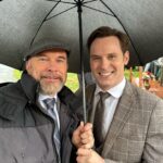 Erin Krakow Instagram - #SPS - Some Pretty Souls (Swipe for suspenders-no-buttons 😏) @wcth_tv Sunday nights @ 9/8c on @hallmarkchannel @schearthome #Hearties