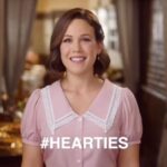 Erin Krakow Instagram - TONIGHT! It’s happening! (Hopefully not in Lady St. Petsois JuJu) @wcth_tv @hallmarkchannel @schearthome Season 11 Premiere Sunday April 7 9/8c #Hearties