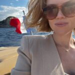 Erin Richards Instagram - Congratulations to the creators, cast & crew of @thecrownnetflix. First 4 eps of season 6 are 🔥🔥🔥Very proud to have been a part of such a legendary show.
