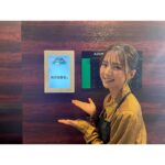 Erina Mano Instagram - 明日！ 10月18日夜10時〜 TBS「水曜日のダウンタウン」 スタジオゲスト出演します📺 . . なんと！2回目です🫧 また呼んでもらえてとっても嬉しかったし 収録は本当に楽しくてたくさん笑ってあっという間でした！！ 「説教の達人」めちゃくちゃ面白かった😂 . . 衣装はいつもとちょっと雰囲気変えてみました🧡 トップス @sahara_japon スカート @vannie__u ブーツ @dianashoespress ピアス @abiste_official #水曜日のダウンタウン #収録 #衣装 #見てね