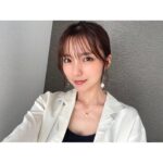 Erina Mano Instagram - 毎日暑いから最近はひとつにまとめてばかり！ この夏に買ったイヤカフはとってもお気に入りです🫧 . . 8月もあと2日で終わり！ 秋服を着るのが楽しみだから早く涼しくなってほしいなぁ😂🍂 . . Threadsではちょこちょこコメント返ししてるんだけど 久しぶりにここでも気まぐれにコメント返ししようかな🥳 #毎日暑い