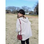 Erina Mano Instagram - #いつかの休日 久しぶりの私服投稿👗 カメラを持ってお出かけした日☀️ 晴れの日とお休みの日が合うとそれだけでテンション上がる！！🥳 . . 去年ゲットした @diagramofficial のコートは 丈感がちょうどよくてお気に入り🤍 コートはお尻が隠れるくらいの丈の長さが好きだなぁ〜🤭 私服の詳細は3枚目でタグ付けしてます🏷️ #休日 #カメラ散歩 #いっぱい食べた #春ですね #キャスケット #デニムコーデ #私服