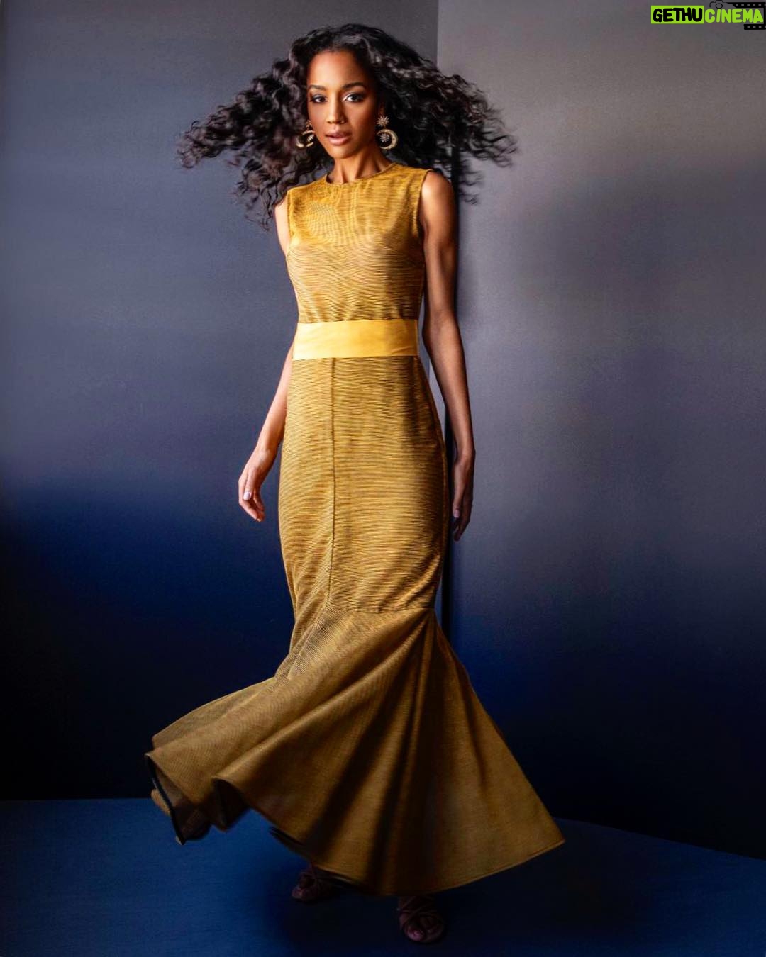 Erinn Westbrook Instagram - 🌻 another trip around the sun...🌞💫 So very Grateful! #birthdaygirl