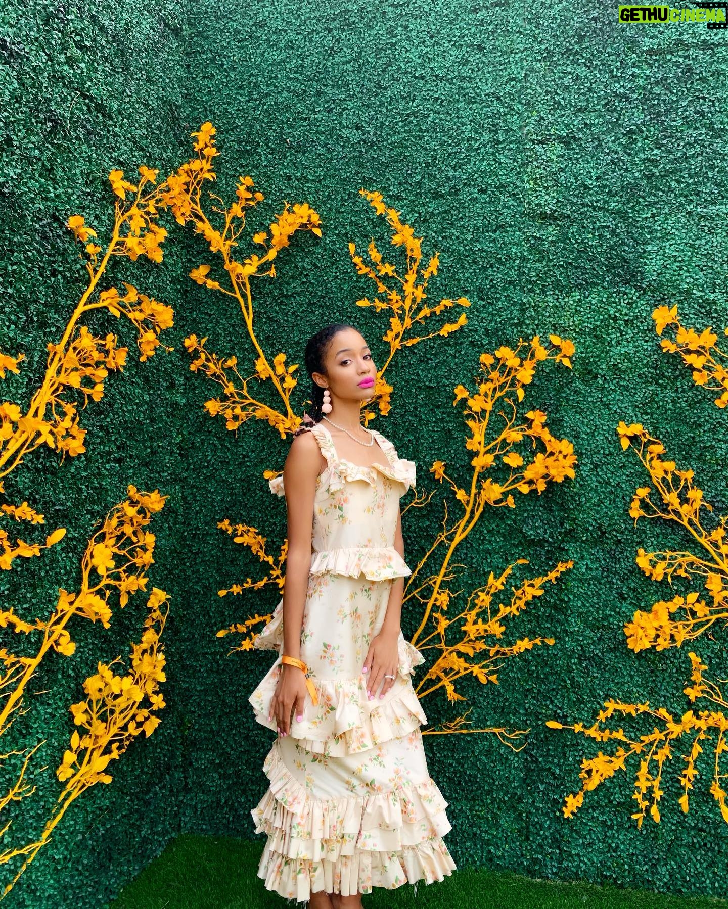 Erinn Westbrook Instagram - Perfect start to summer. 🐎💕🥂 Thanks for having me @veuveclicquot ! #VCpoloclassic