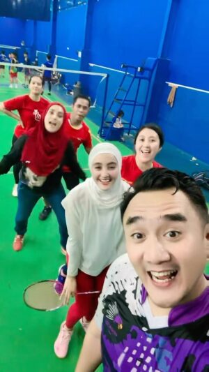 Errina GD Instagram - Agustus ceria 🇮🇩

@irmanheryana.fr 
@erringracesita 
@ziska_valivila 
@evaasmarani
@rizky.coach