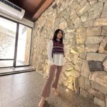 Errina GD Instagram – Happy Birthday To me.!! #39yo 
Another Year Older, Another Year Wiser.. 

Wearing Vest Tenun “NUNA” series 
From @lenshan.id  #lenshanid