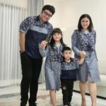 Errina GD Instagram - Diera Family set Navy from @lenshan.id 💙