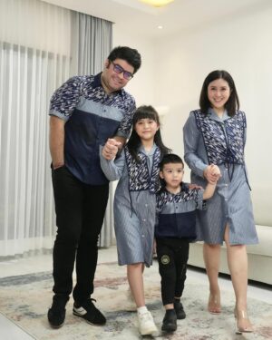 Errina GD Instagram - Diera Family set Navy from @lenshan.id 💙