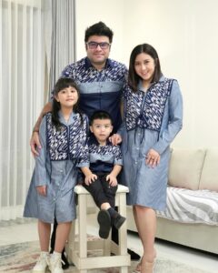 Errina GD Instagram - Diera Family set Navy from @lenshan.id 💙