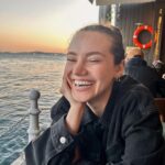 Eslem Akar Instagram - 32 diş☺️