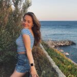 Eslem Akar Instagram - artık yaz gelsin🥹☀️
