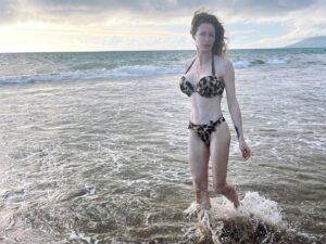 Esmé Bianco Instagram - 🌺