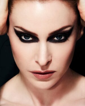 Esmé Bianco Instagram - More new work 📸 @saryn 
MUA @bmoviekitten