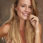 Esmeralda Moya Instagram - Y a vivir…. Foto @mantrana