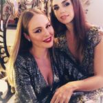 Esmeralda Moya Instagram - Feliz vuelta al Sol mi @elenafuriase 🫶🏼 Por más años más así, te quiero mucho! Porque las cosas que salen de nuestra 👄 siempre quedan en nuestro ❤️.