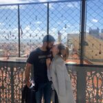 Esmeralda Moya Instagram - Marido y mujer 🫶🏼 Y que familia tan bonita tenemos.