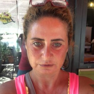 Esra Akkaya Instagram - Bodrum’um alışverişe ihtiyacı var @zeyniraolive