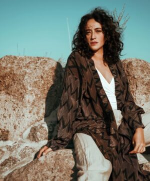 Esra Kızıldoğan Instagram - #tbt 🌞🧉🌿
📸👉🏻 @samiaksu7 @theframesamiaksu 🪁🌟