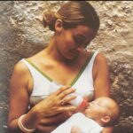 Estelle Lefébure Instagram – Bonne fête à toutes les mamans du monde 
❤️
#mercimaman

📷 @dominiqueissermann