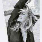 Estelle Lefébure Instagram - Never stop smiling… #blackandwhite @ellefr @janwelters_official