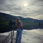 Estelle Lefébure Instagram – Just breathe ….

#naturelovers 

@ilonasmet 
@kamran.ahmed17 
#Giuliano