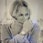 Estelle Lefébure Instagram - Winter 🤍… 📷 @sylvie.lancrenon @karinmodels_official @thomasdumontvip